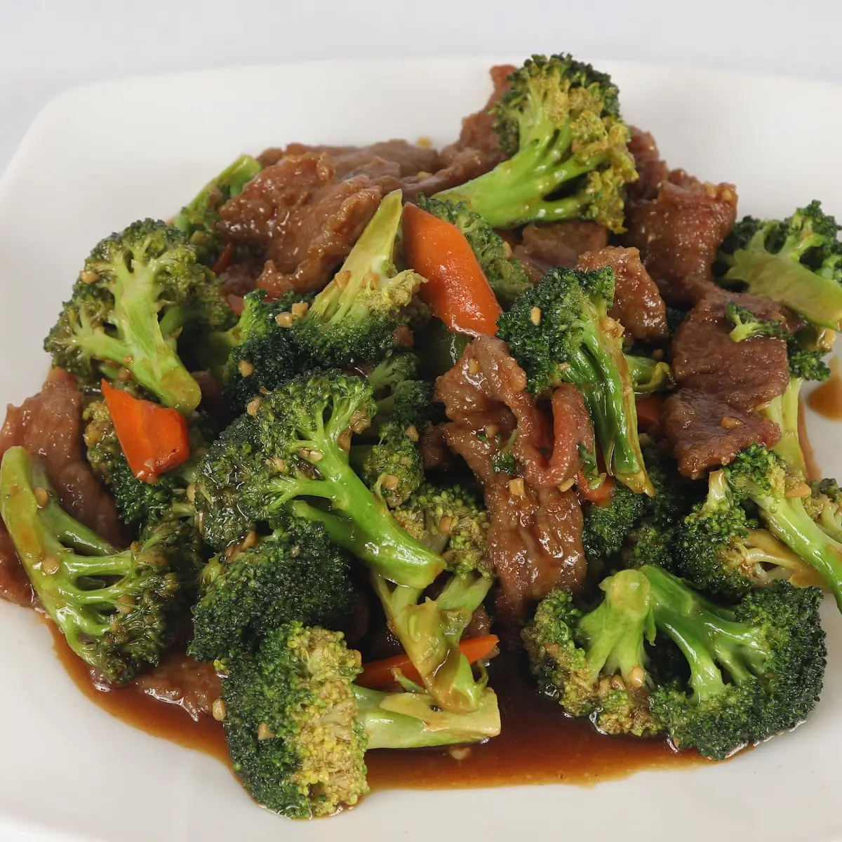 Broccoli Beef 芥兰⽜